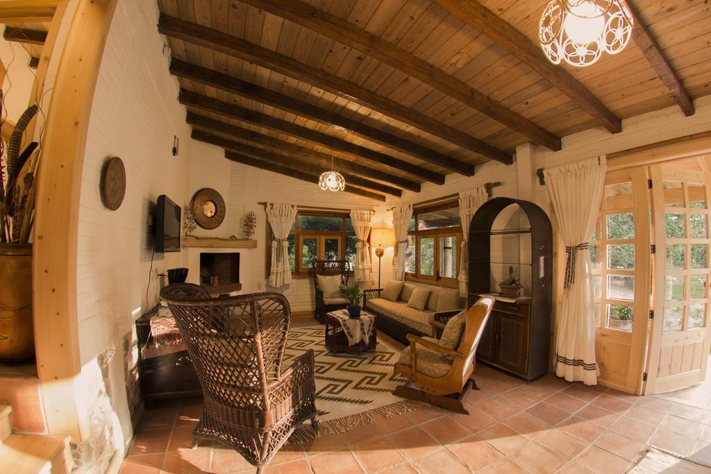 Hotel Rancho San Cayetano Zitácuaro Esterno foto